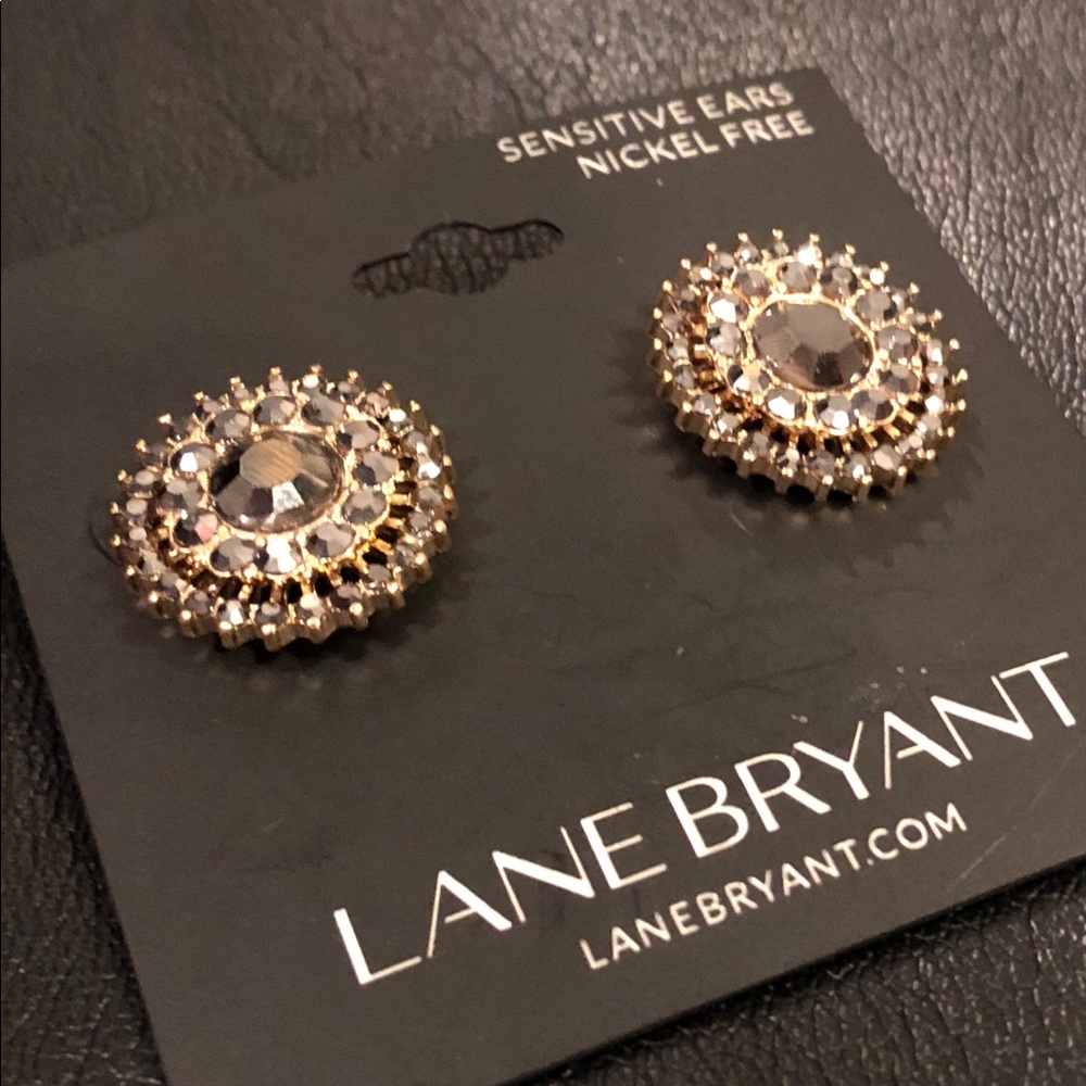 Black Rhinestone and Gold Earring - Picture 4 of 4